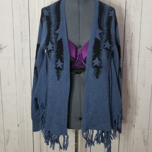 New oversized medium, fits xl easily